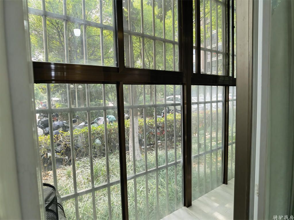 94f4153d4153b97fda67f2300389bfe5