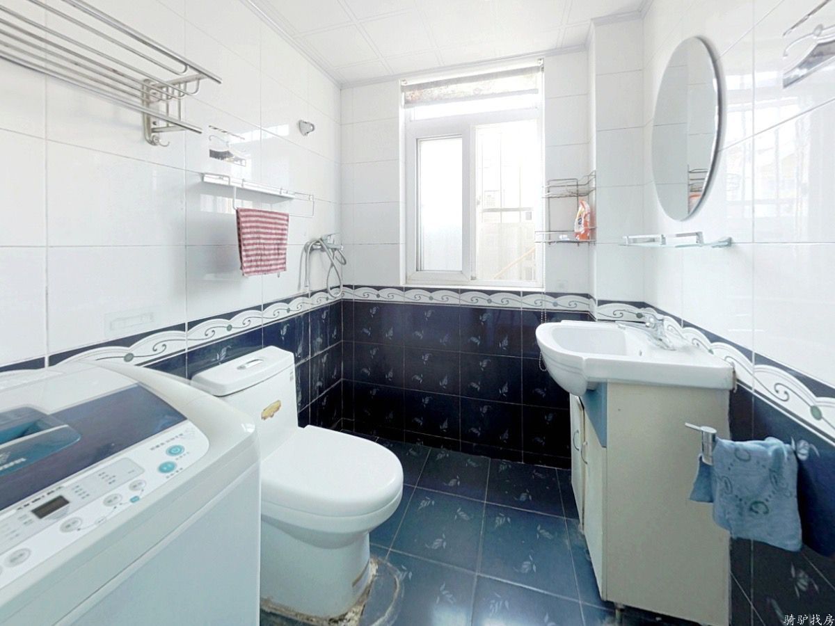 698f6a9f786bb258622166359e68a5fb