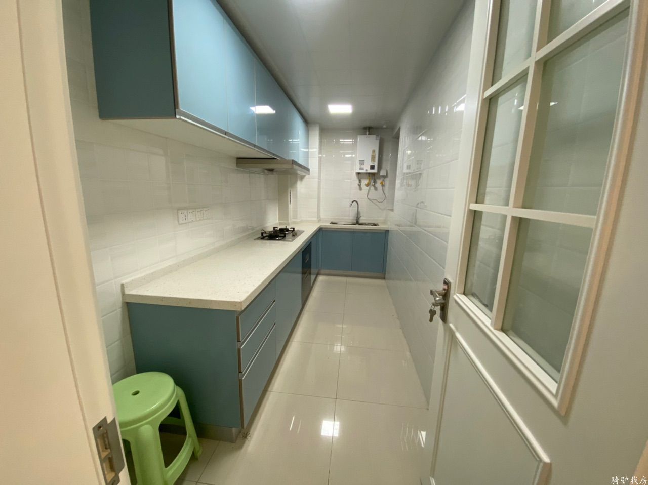 ed4272e161fab88e8859efc069d3d313