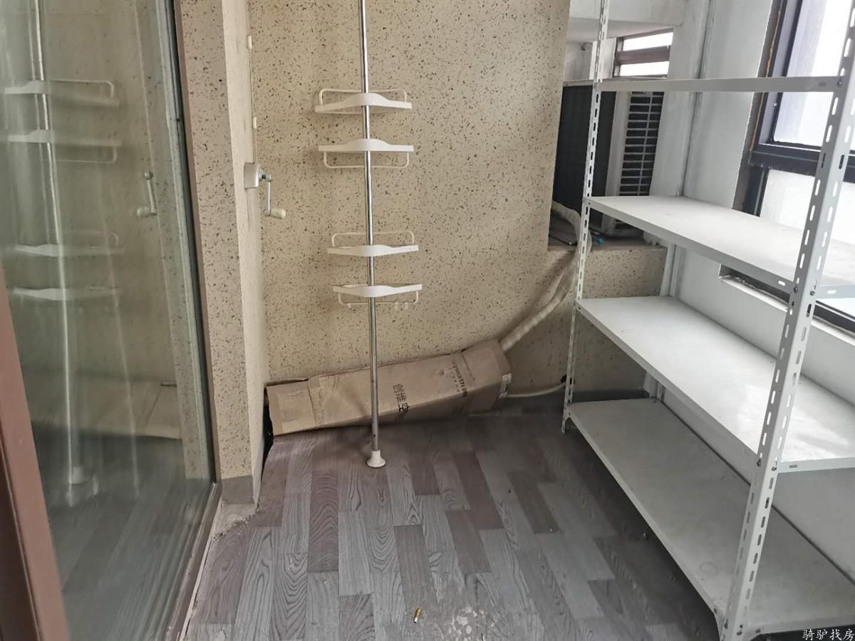 cb7f81aea2677b81faa604b02a8be933