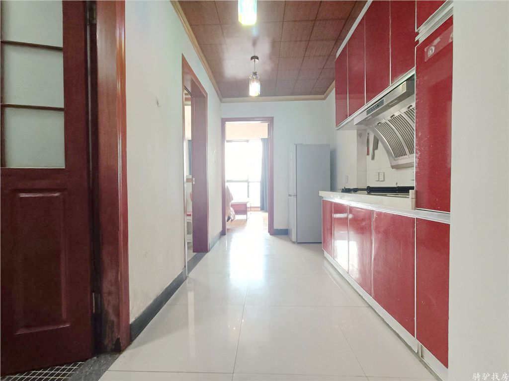 05252c5d0556df47993aa650f8251548