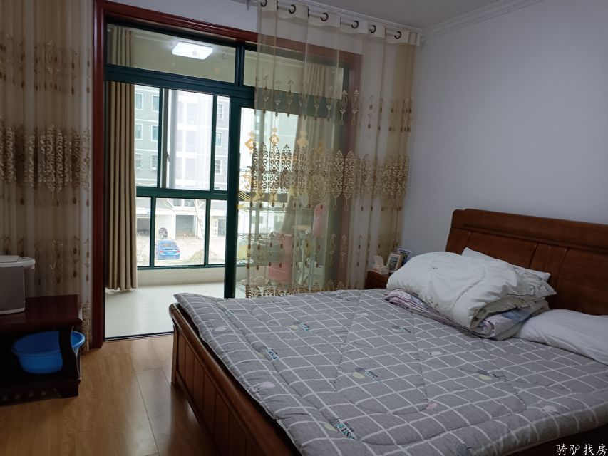 bee93d9c8c8dd8846905ff75d9d08ab9