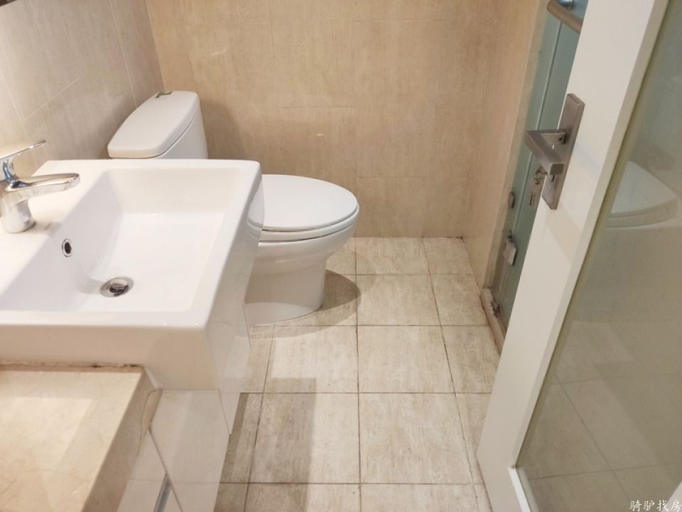 01b4d6f927aadd6ed443f4a121dc63c8