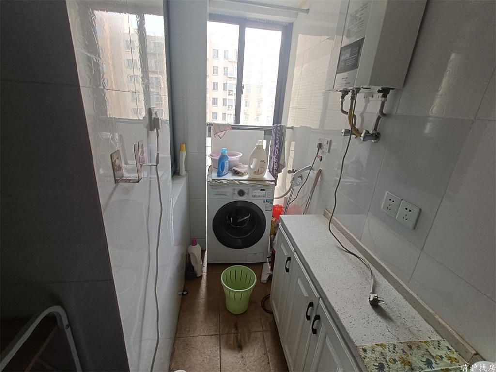 4e21f56a5f1885ab7f8f2f12fb3aae8f