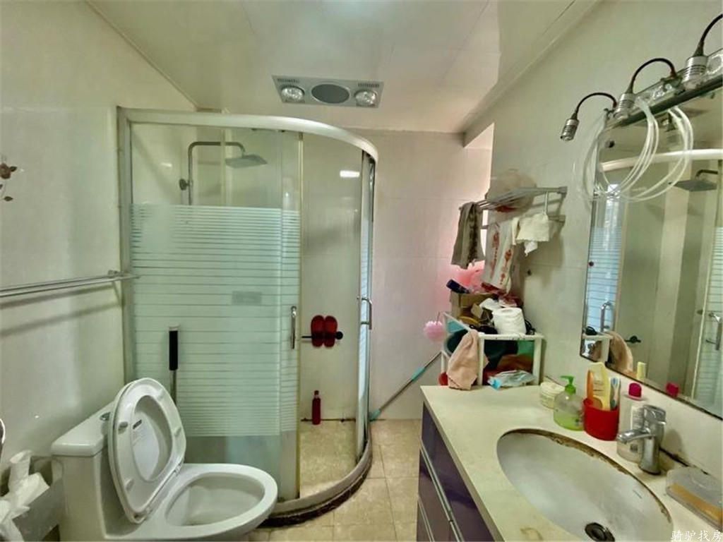 1ec5550c8c52aa8c8fe6bb10a2aff7c5