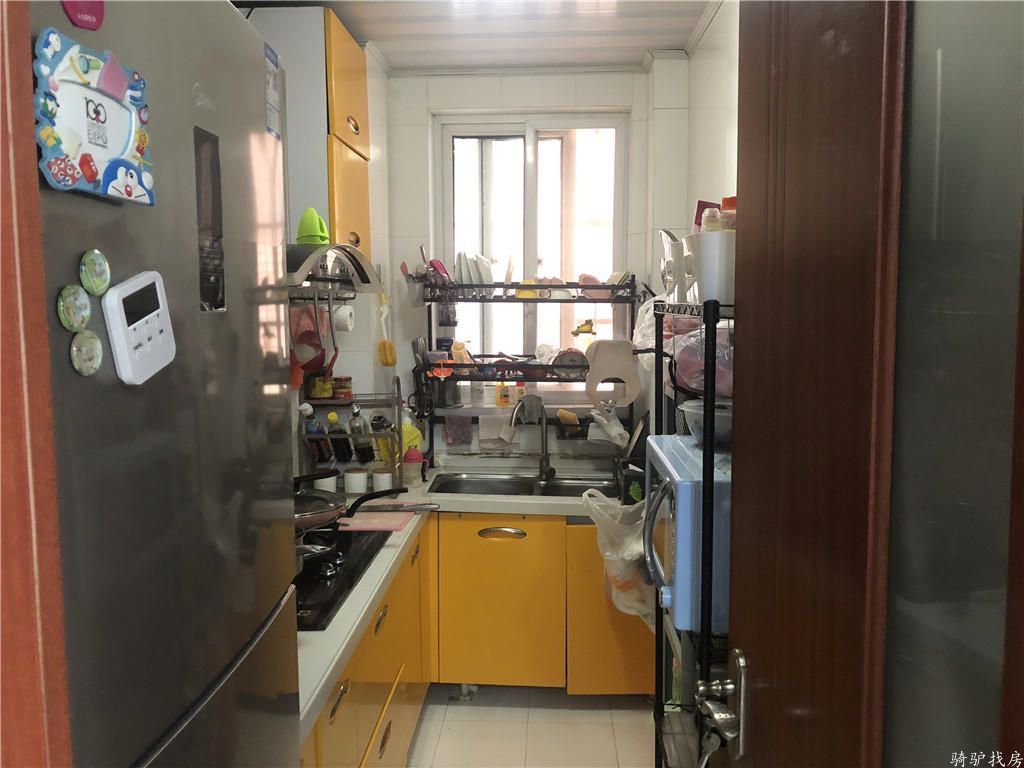 00728536e6e04cfade3cc3f03aae7298