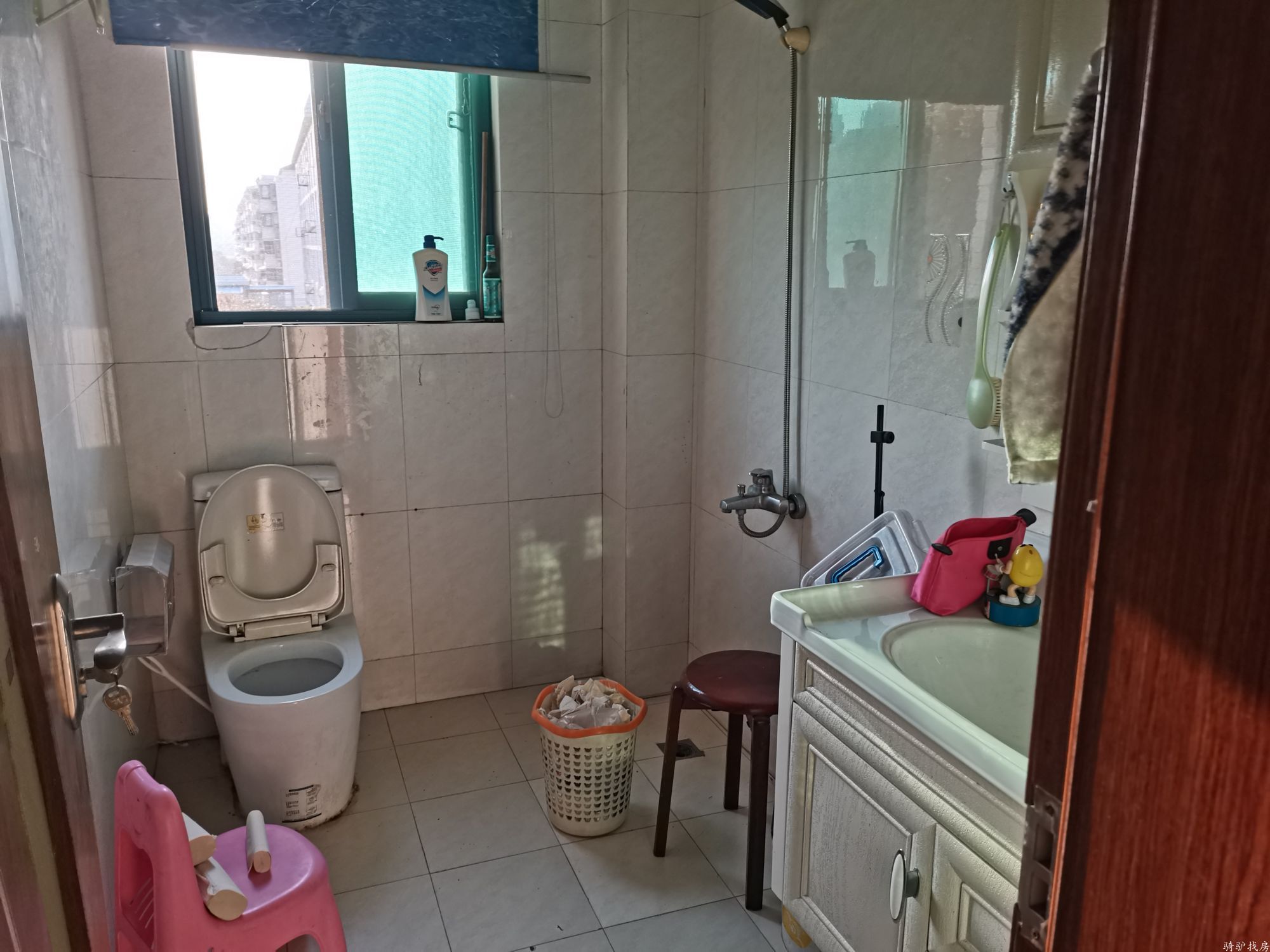 236c2b90305e7a045b360a6ca94465aa