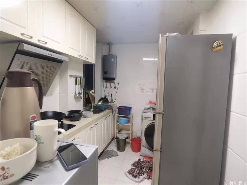 50e6bbf77ebf248c1bbff1af9f8595e2