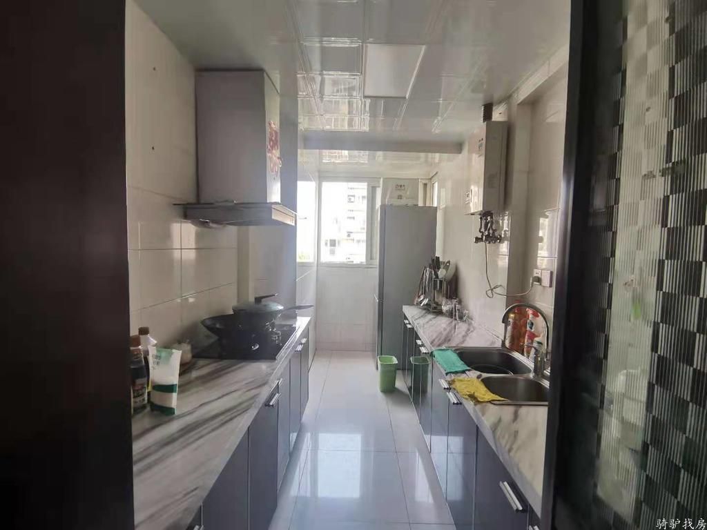 b37c24480e99020598f6530df1bcd392