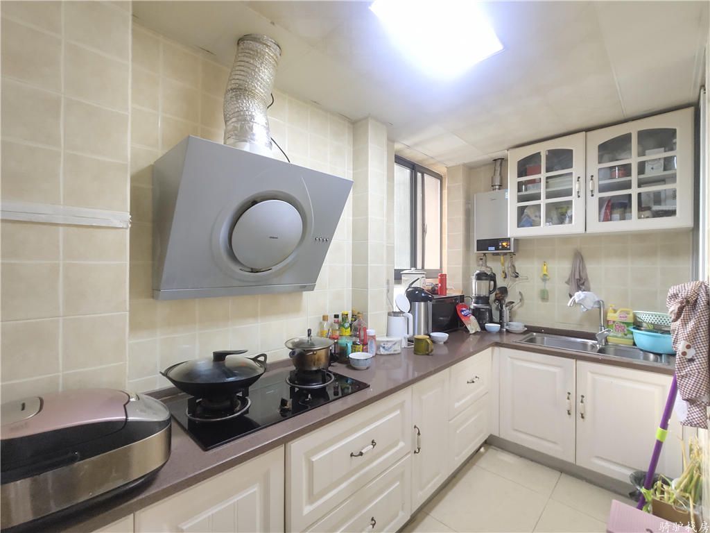 485f98bb1c34ca12aafad821322555de