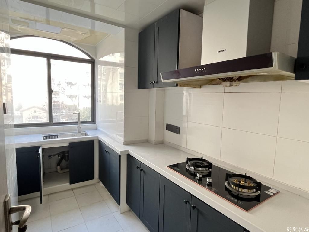 0219e1b4f34bbd55c5ef54e6ba33fec5