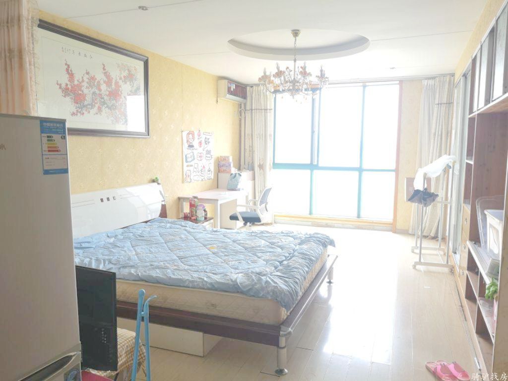 bd541bae88b7f14deada048398f8de58