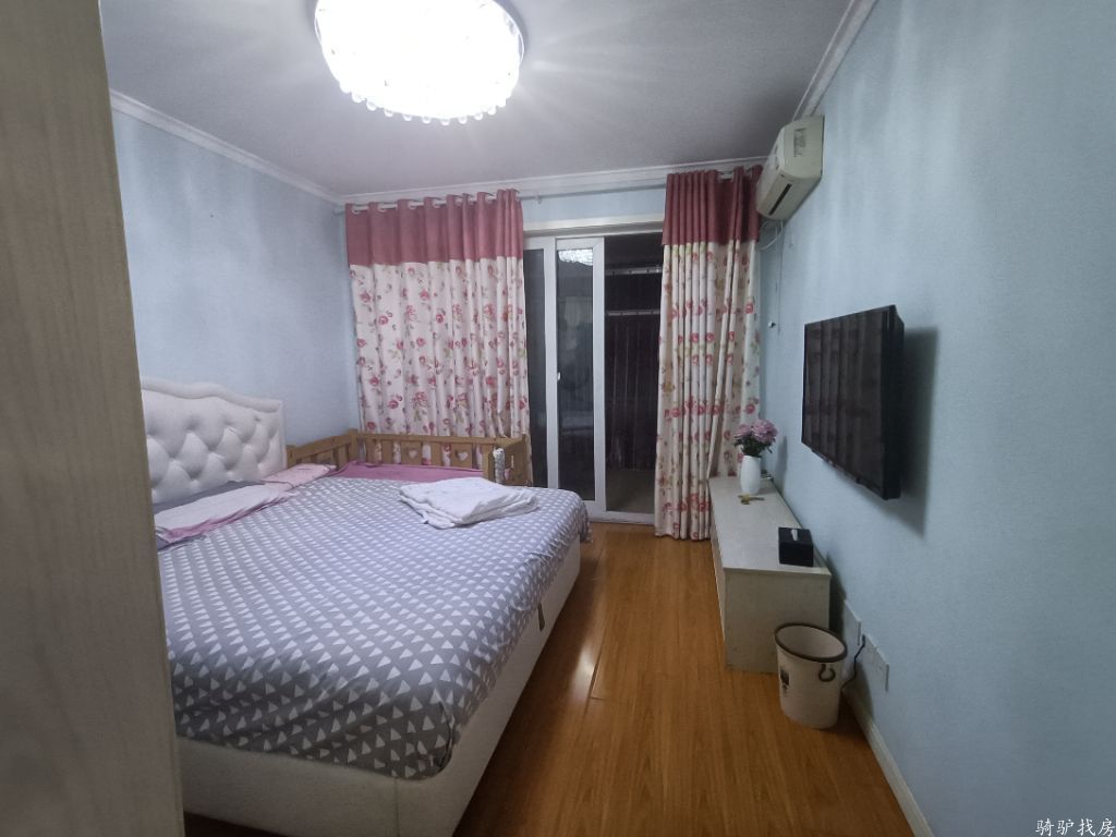 5cb70cd368ada15ee1c0d3f9c0ab3bbf