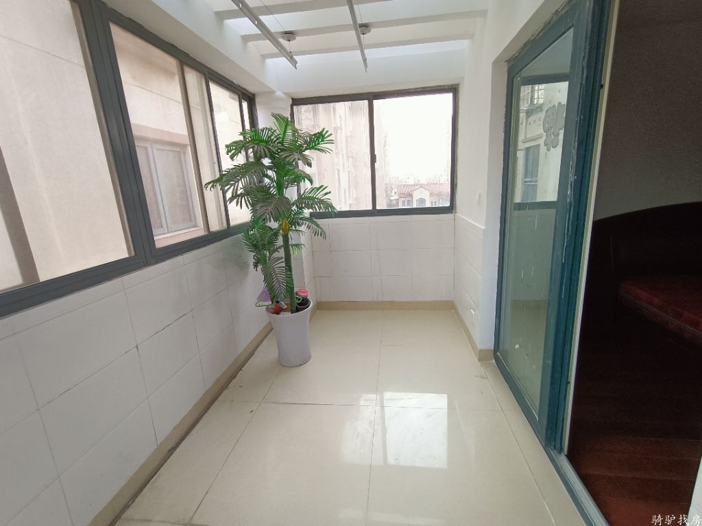 e0a6cb693bb28f31866e1438fc8ba016