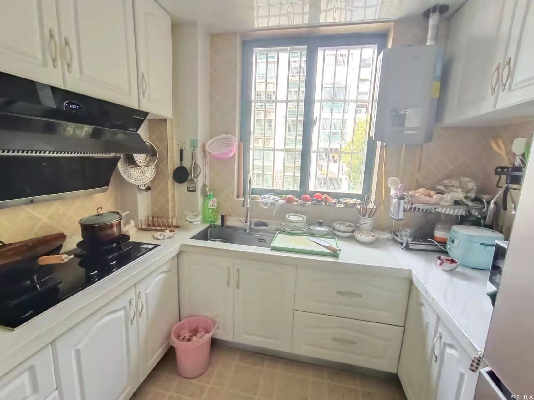 9cdbdeda5a39582a748dd60ead1ffa28