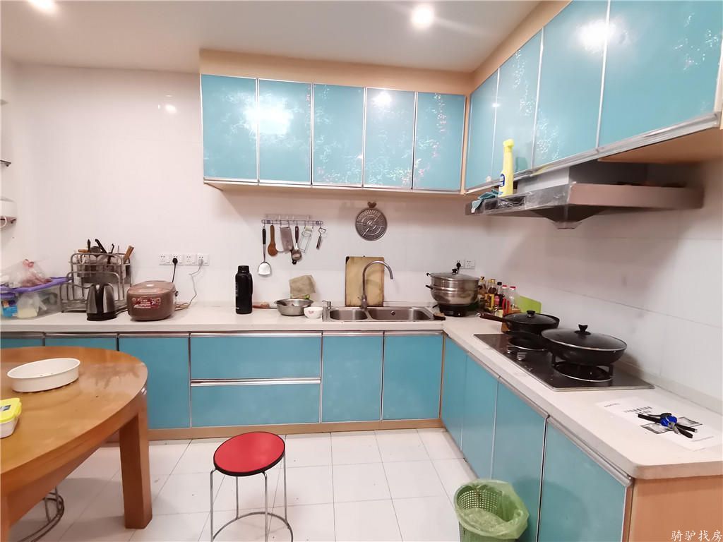 5264c8403f37e9a02d69725ce387be02