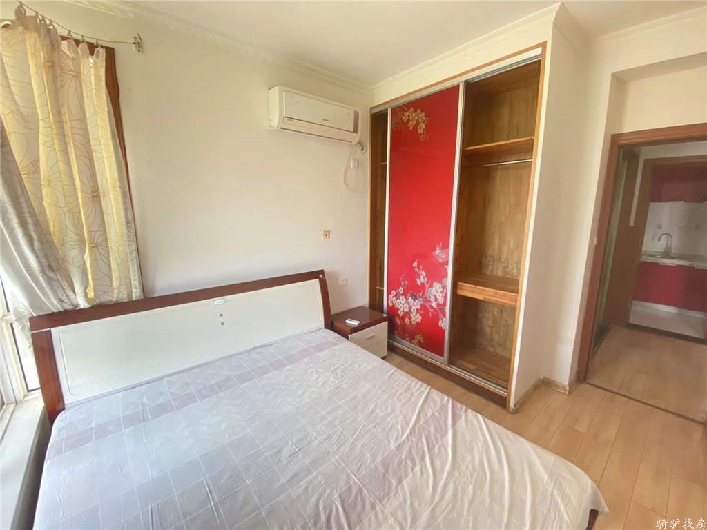 f5576580b44c6d0b7bd81dcbfc7ba935