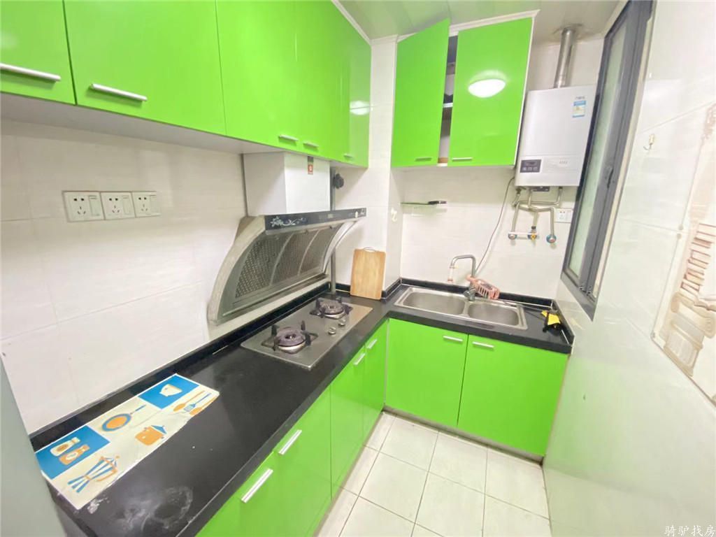 adedbbae1cea94baea509ddbf5344ed8