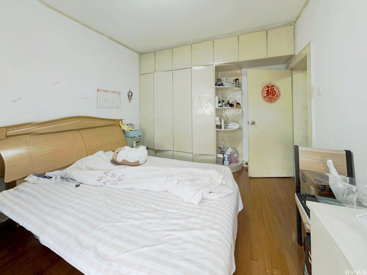 fb674c9dabe583fdda4a543c24817f3b