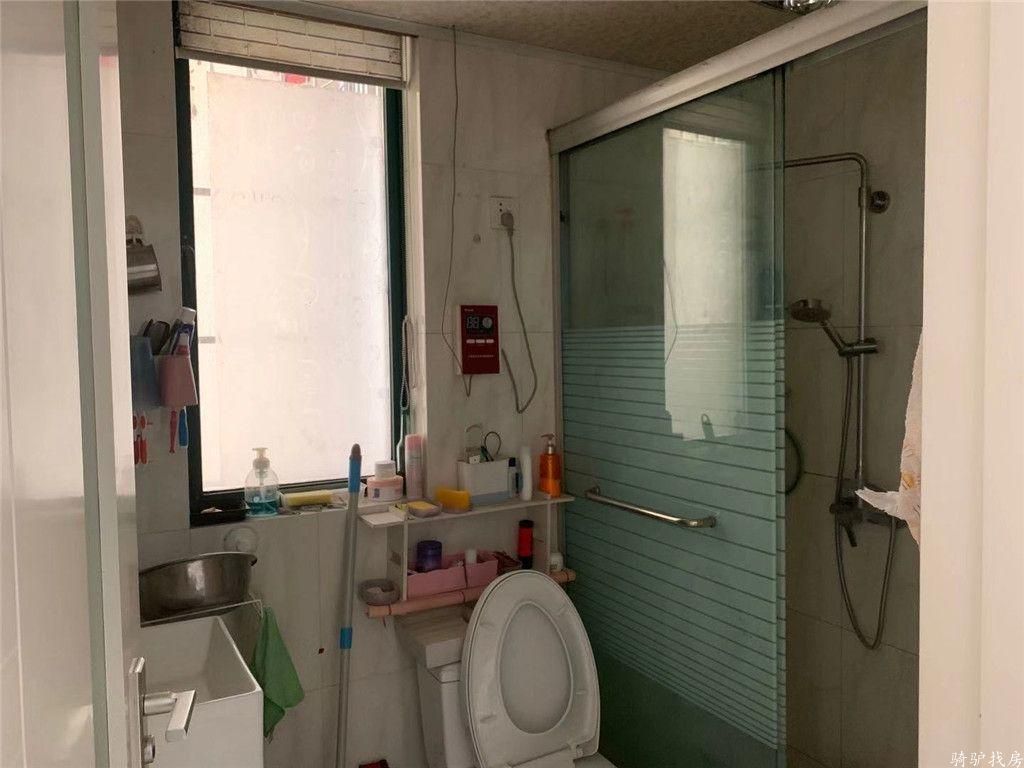 d1e32ce1ff6e62a9f5b303f897106214