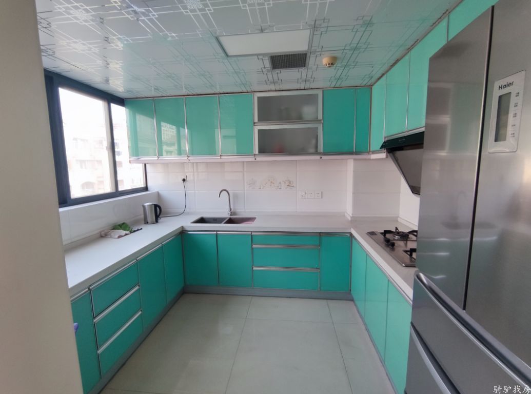 9fe91aa1fec0498b6e23b9ef19b46b31