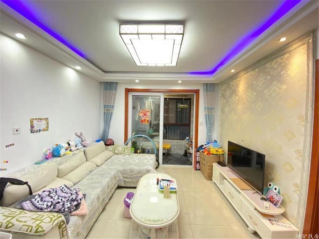 4f175d6265cd4b72b9354168cb85676b