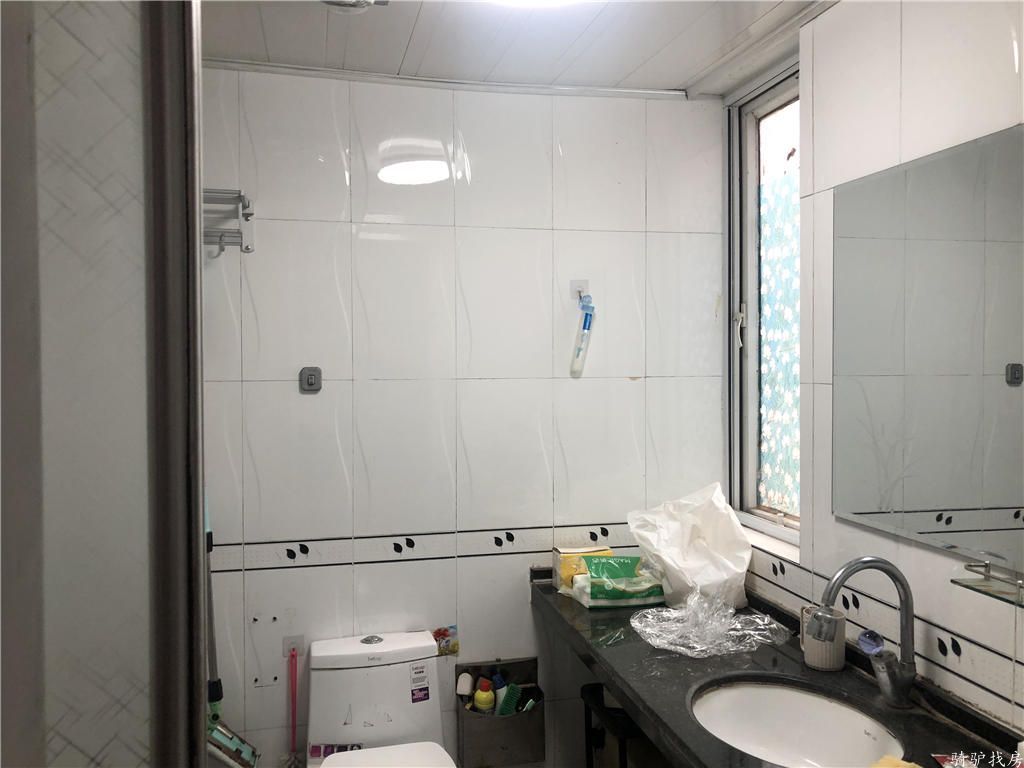 8d84f748ebe448e6e34581e6b42ee288