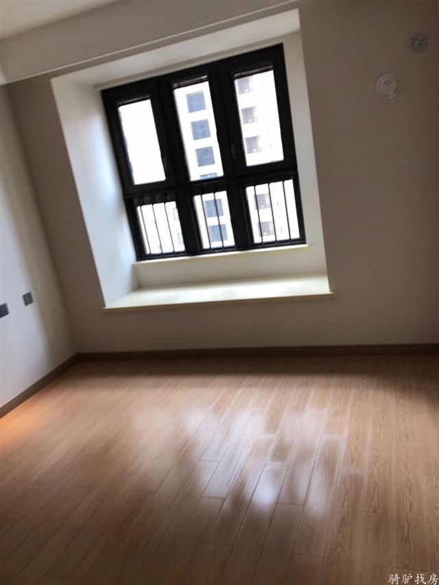 8bacd5d4e0e5f676c54e2d340ce65b9f