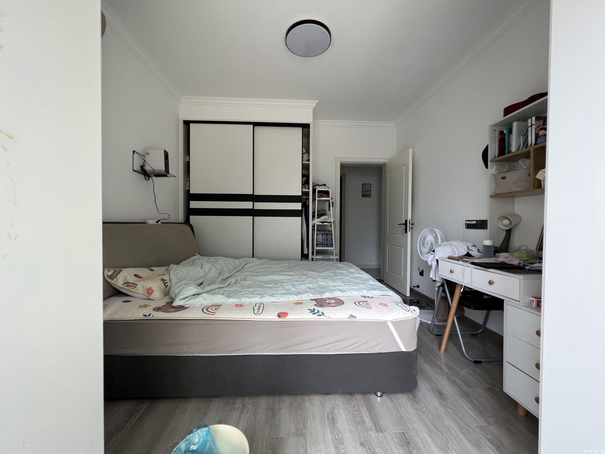 b9ccbd50ebf7b8ce3e5e91fdec2448be