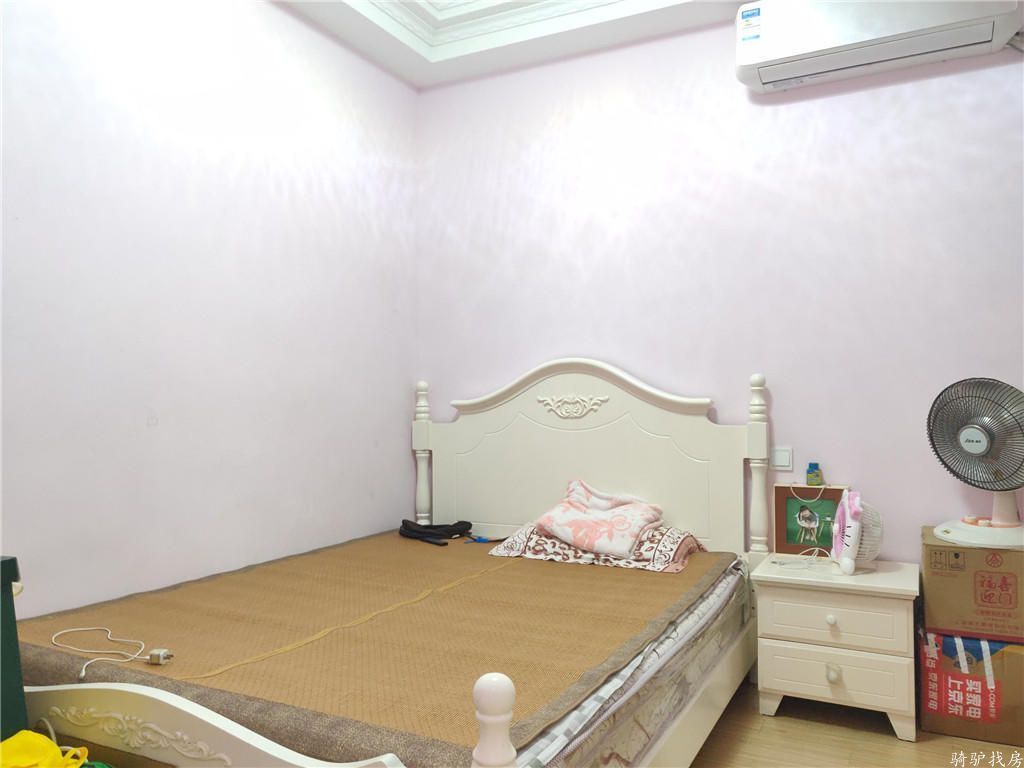 40c38c64b7161036bf4d5ffcd789f6e9