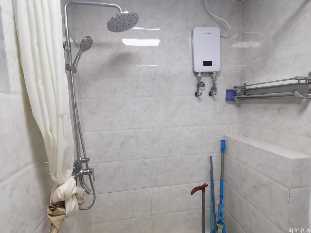 b4192e792f57396ae6898ee5721d6c2e