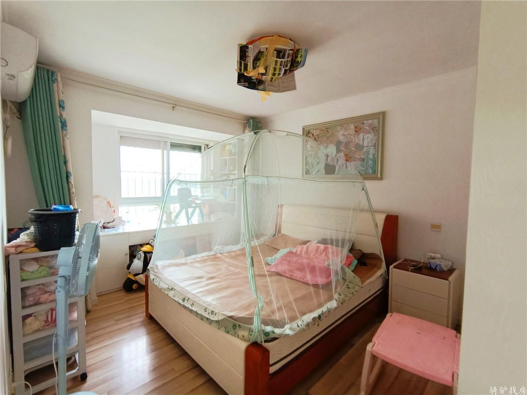 59b0b638a2c351db6560649f3854d49a