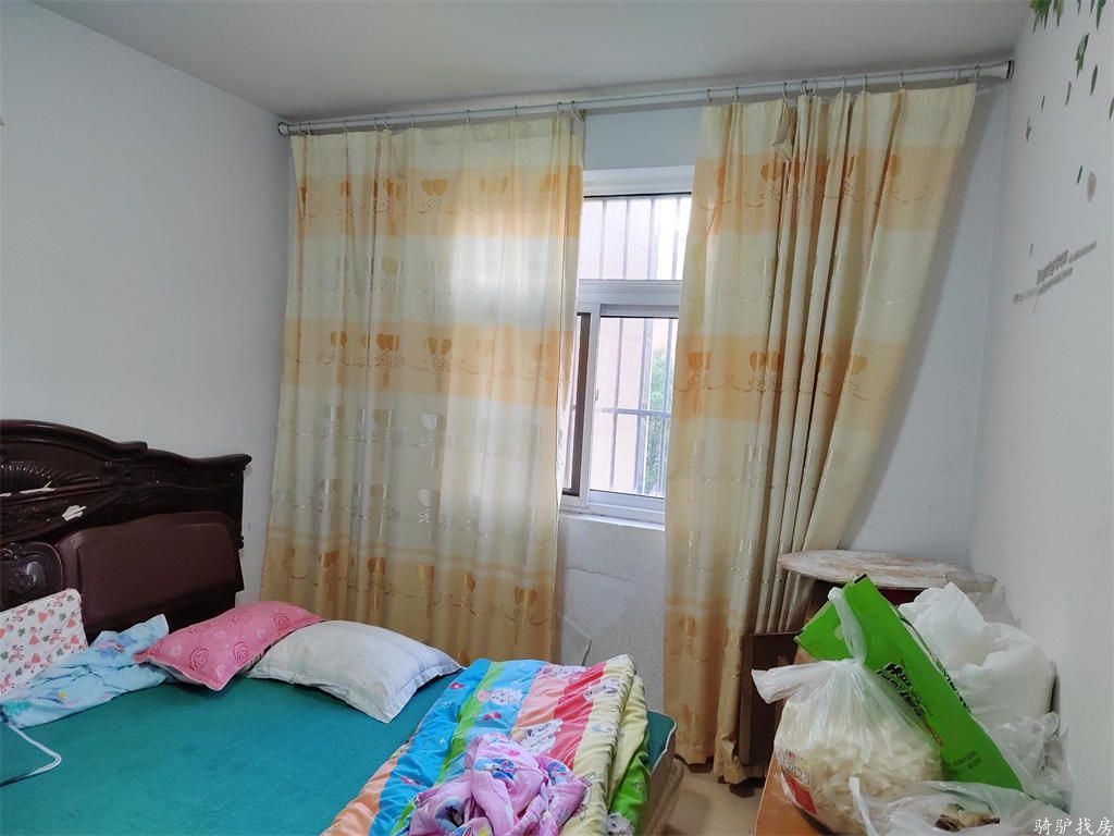 357b84a2792b4c6a4193d75410b8c405