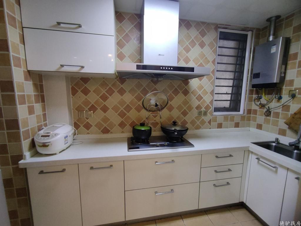 6778df9ff8b9cf56a31219570b702b8d